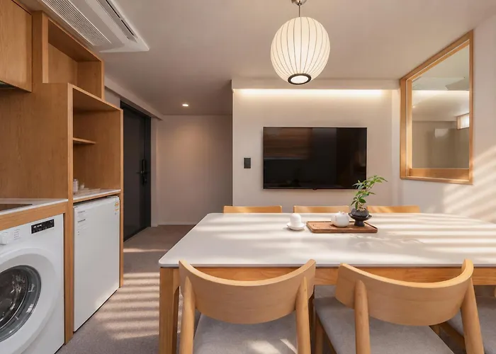 Hotel Gamro Gangnam Station