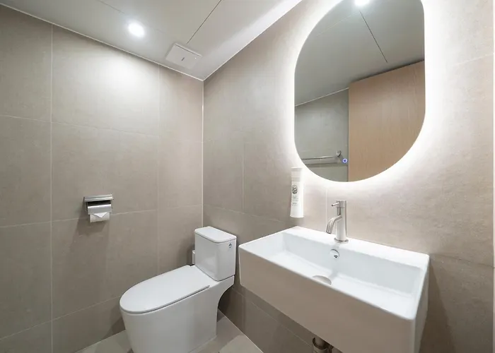 Gamro Gangnam Station Hotel