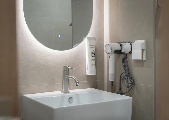 Hotel Gamro Gangnam Station